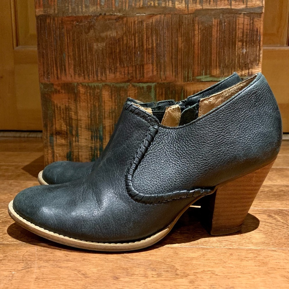 Black leather Jack Rogers Ankle boots 8